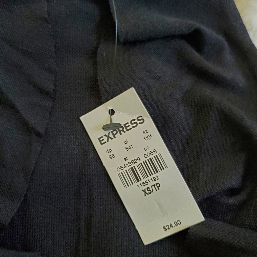 Express Ruffle Cami - Picture 3 of 8